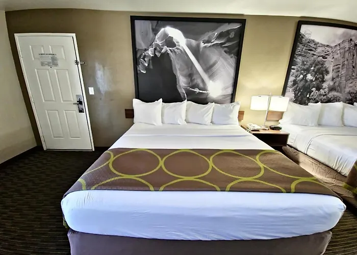 Hotel Super 8 By Wyndham Az 2*