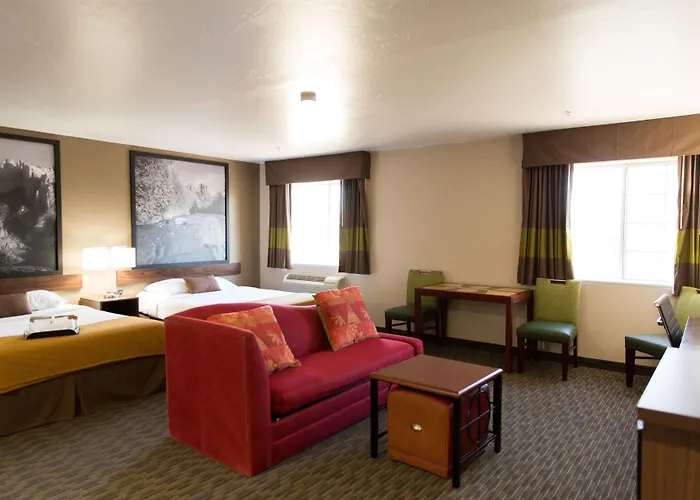 Super 8 By Wyndham Az Hotel