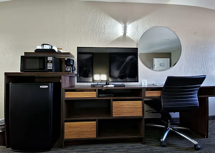 Hotel Super 8 By Wyndham Az 2*